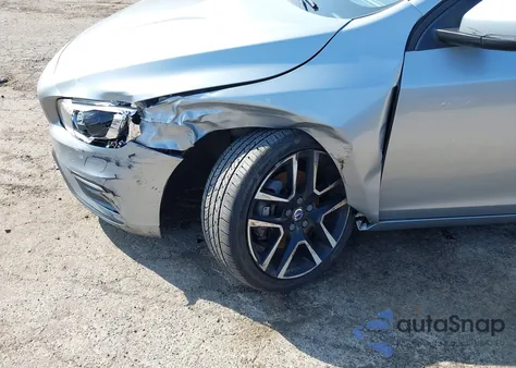 2018 Volvo S60 T5 Dynamic from USA, damaged, VIN YV140MTL0J2451184